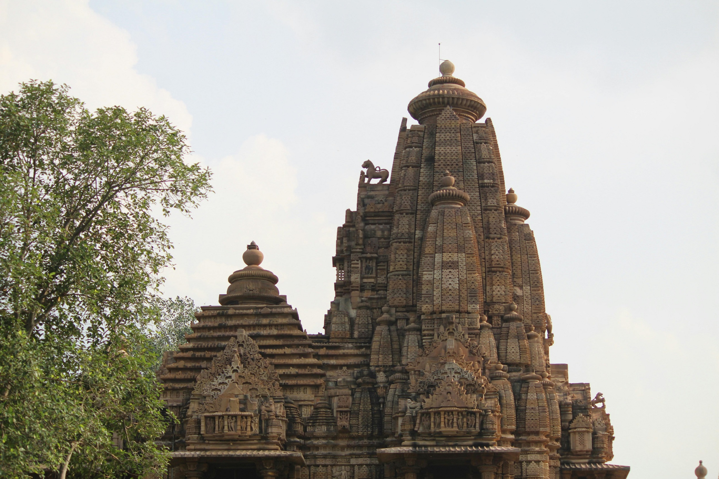 10 DAYS – GOLDEN TRIANGLE WITH KHAJURAHO AND VARANASI
