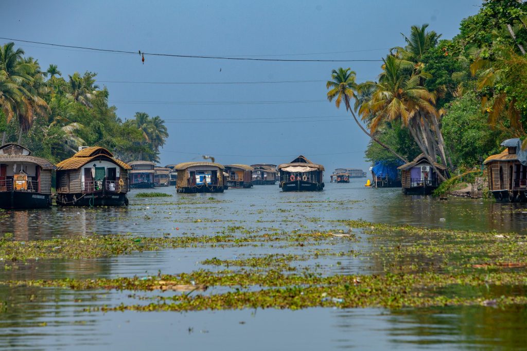 19 DAYS – GRAND SOUTH INDIA HERITAGE & BACKWATERS TOUR