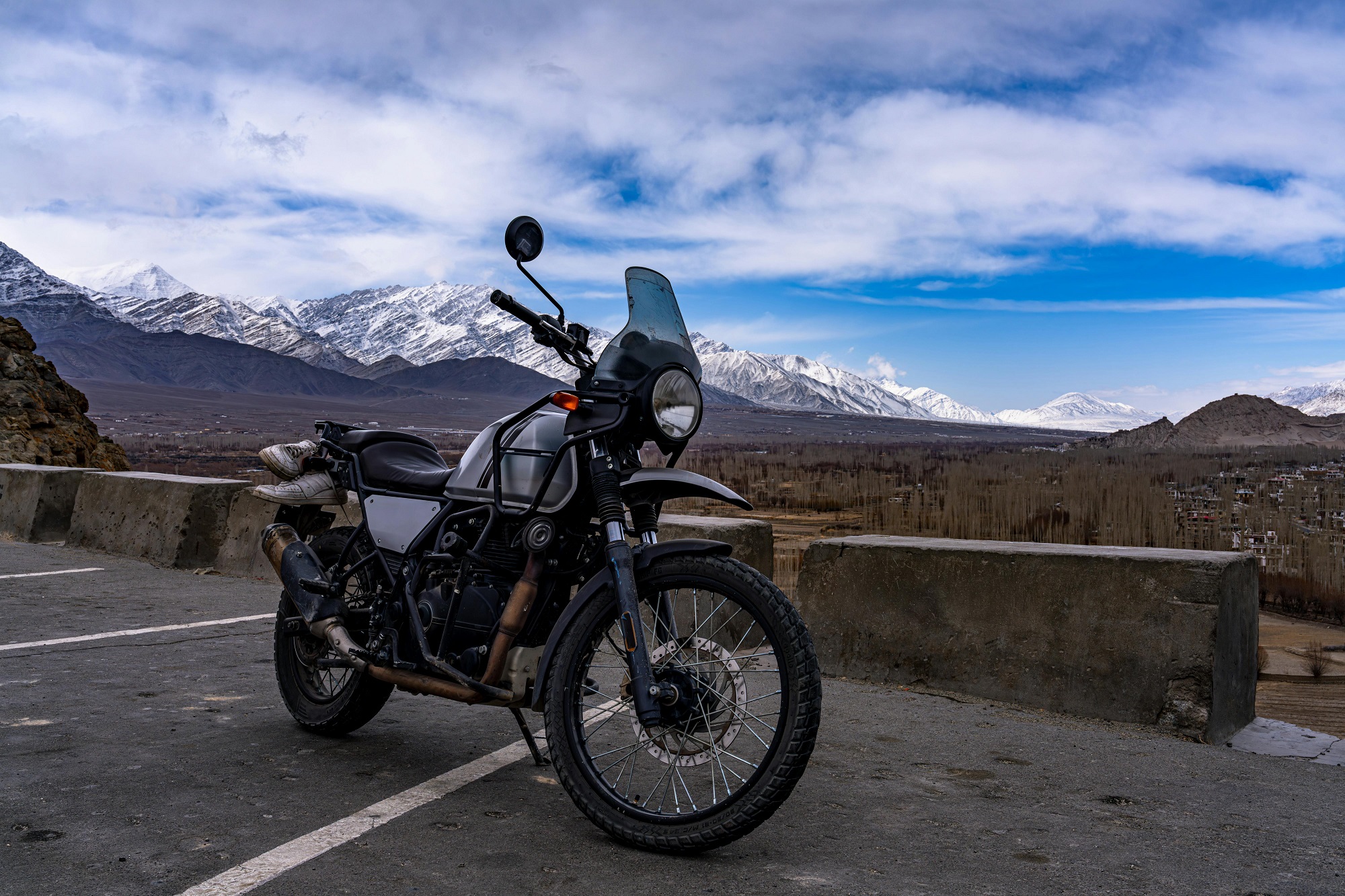 17 DAYS – DISCOVER LADAKH BY MOTORBIKE