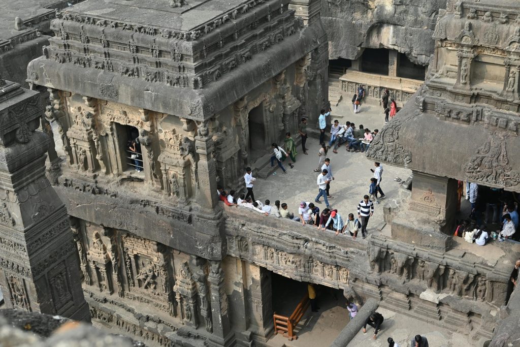 04 DAYS AJANTA ELLORA CAVE TOUR